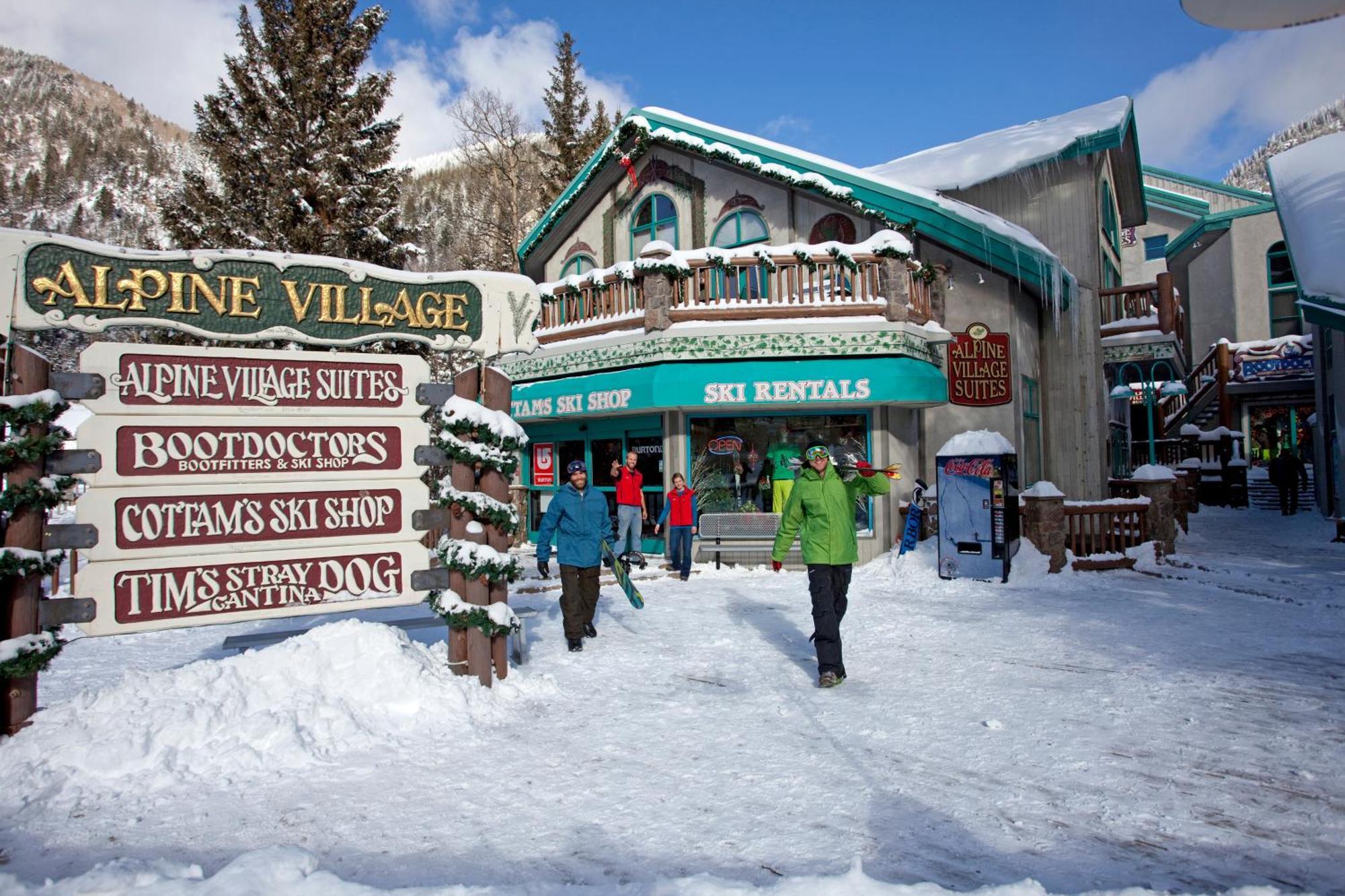 阿尔卑斯一田一墅套房酒店 陶斯滑雪谷 外观 照片