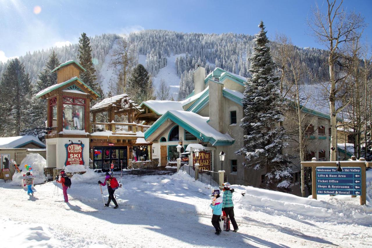 阿尔卑斯一田一墅套房酒店 陶斯滑雪谷 外观 照片